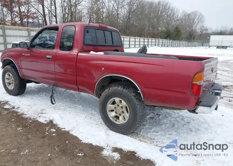 1999 Toyota Tacoma из США, поврежденный, VIN 4TAWM72N9XZ443152